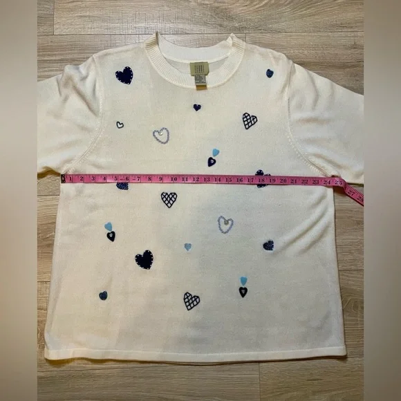 Teddi Woman Ivory Sweater with Blue Heart Embroidery – Size 2X - Picture 6 of 9